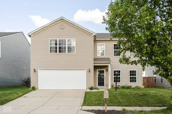 15098 Royal Grove Drive, Noblesville, IN 46060