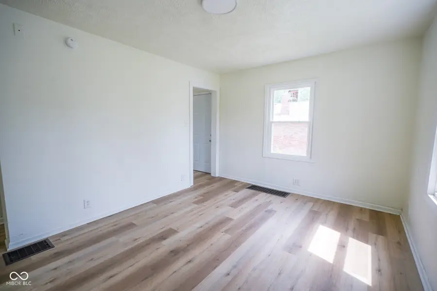 2308 E 5th Street, Anderson, IN 46012 - #3