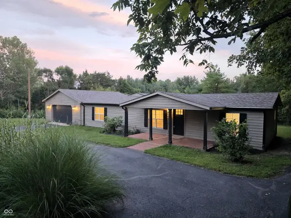 6298 S 200 W, Trafalgar, IN 46181