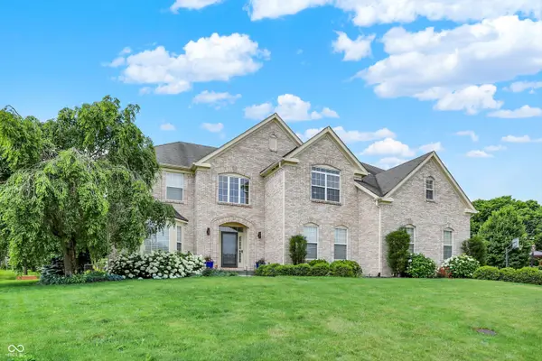 10587 Proposal Pointe Way, Fishers, IN 46040