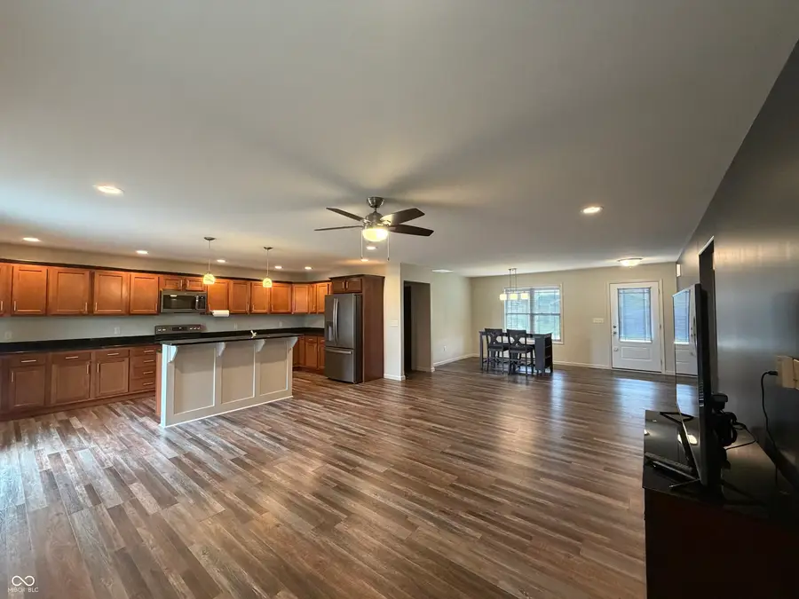 1904 N Oakmont Avenue, Greensburg, IN 47240 - #3