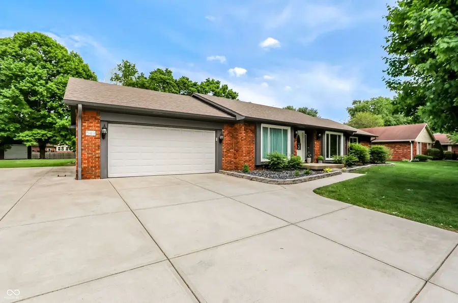 549 Macy Way, Greenwood, IN 46142 - #2