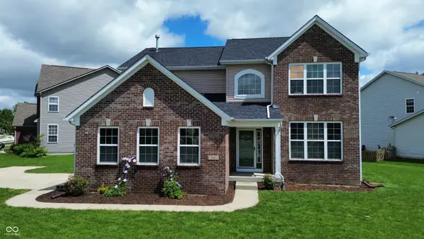 7817 Sea Eagle Circle, Zionsville, IN 46077