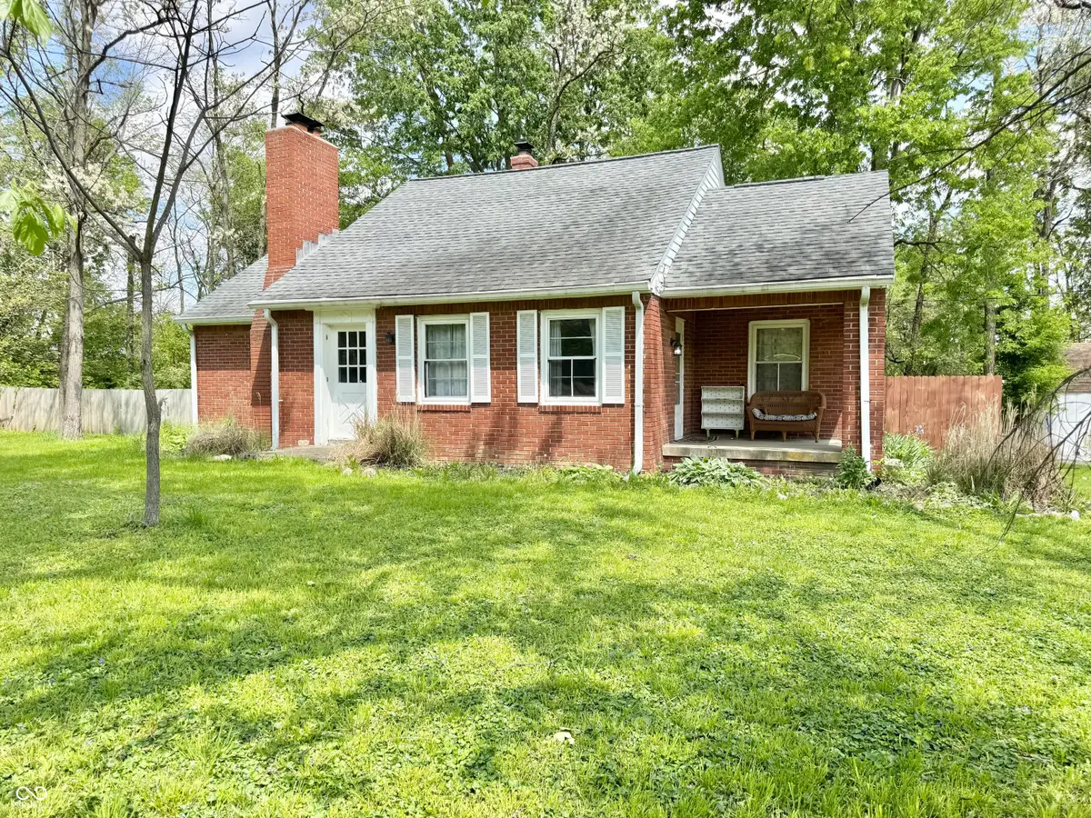 9994 E Taylor Avenue, Zionsville, IN 46077 - #1