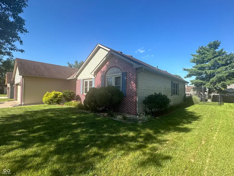 608 Morningside Drive, Whiteland, IN 46184 - #3