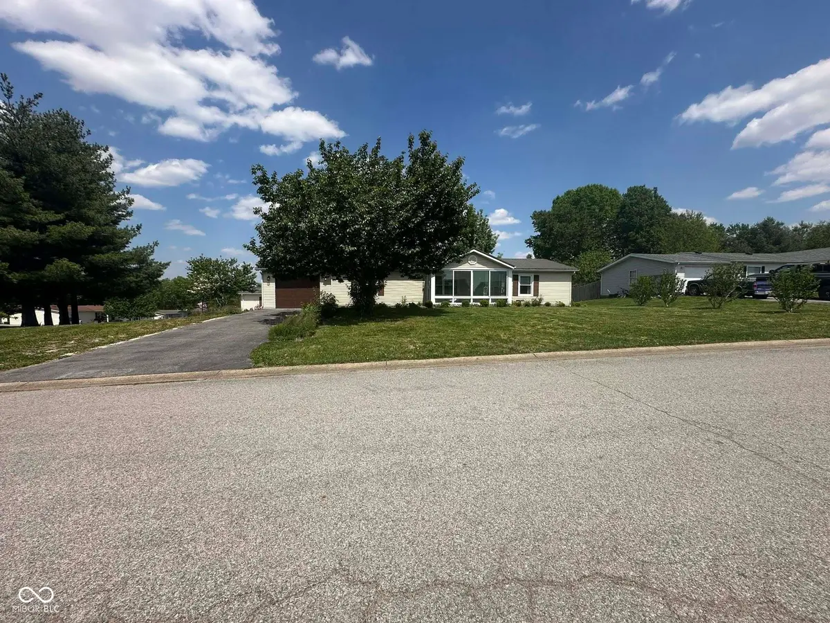 506 Pilgrim Way, Salem, IN 47167 - #1