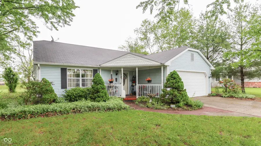 391 S Baldwin Street, Bargersville, IN 46106 - #2