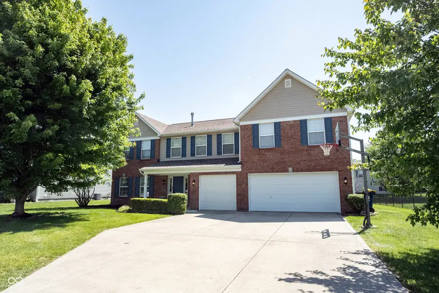 2385 S Moeller Circle, New Palestine, IN 46163 - #2
