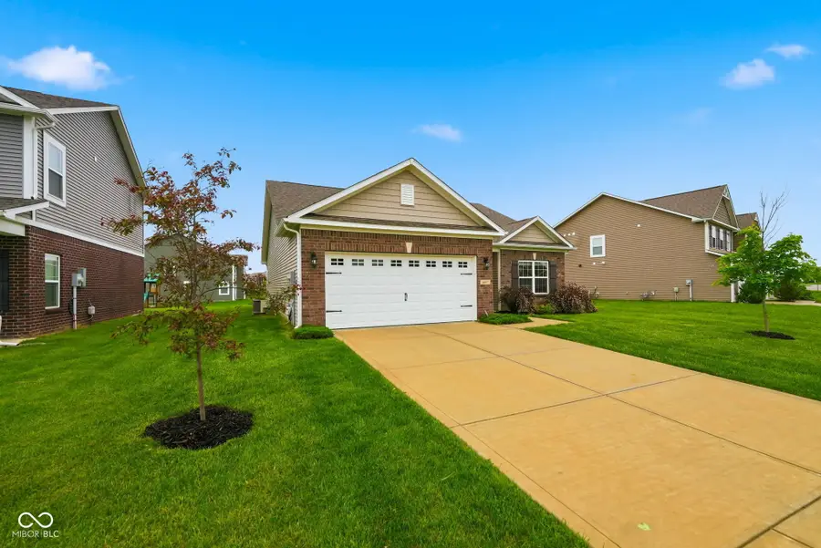 6617 Laredo Drive, McCordsville, IN 46055 - #2
