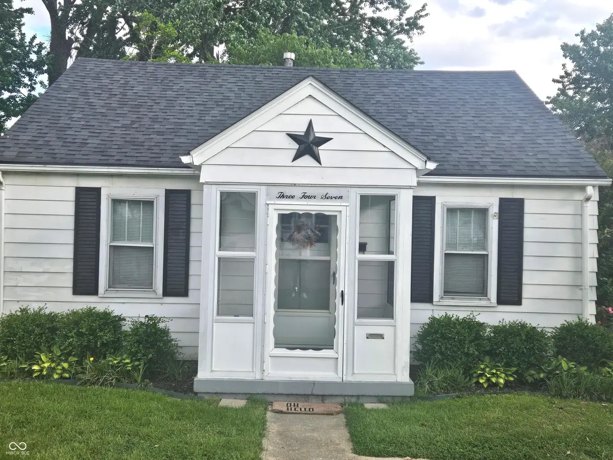 347 S Fern Street, Sellersburg, IN 47172 - #1