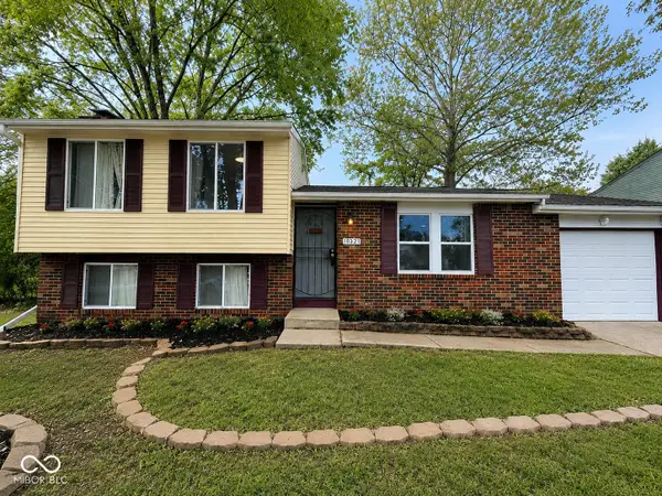 10321 Starview Drive, Indianapolis, IN 46229