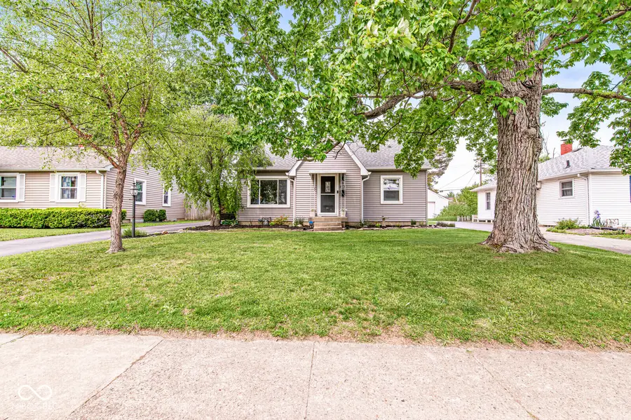 226 N 13th Avenue, Beech Grove, IN 46107 - #3