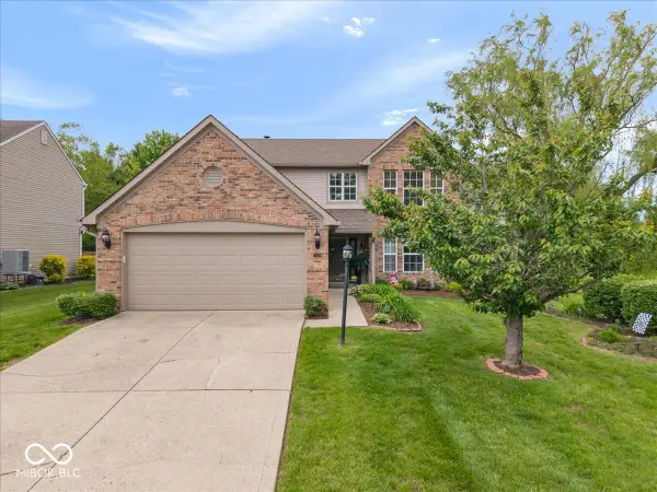 6268 Valleyview Drive, Fishers, IN 46038