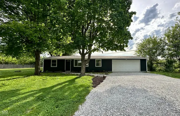 1074 Center Street, Martinsville, IN 46151