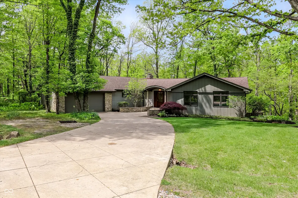 9202 Fanchon Drive, Zionsville, IN 46077 - #1