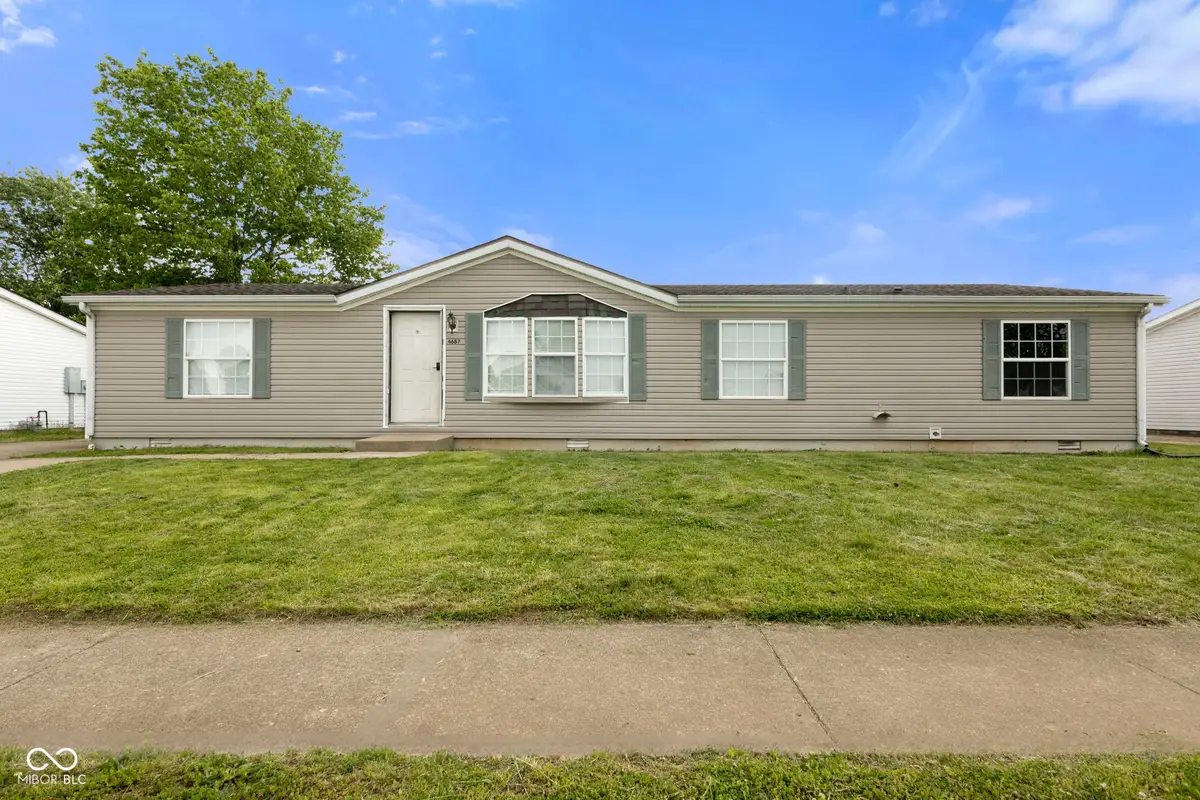 4687 Breckenridge Drive, Columbus, IN 47203 - #1