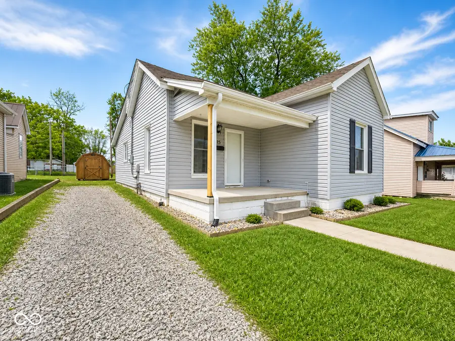 615 W Oak Street, Seymour, IN 47274 - #2