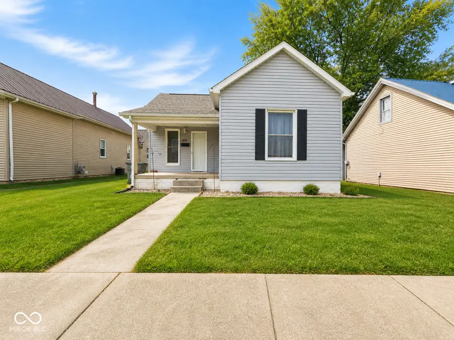 615 W Oak Street, Seymour, IN 47274 - #3