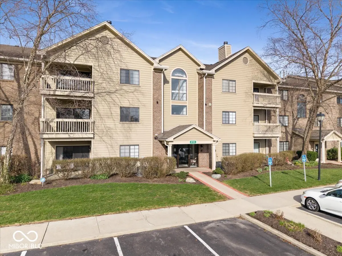 8720 Yardley Court #202, Indianapolis, IN 46268 - #1