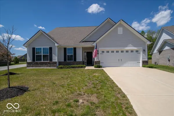 564 Lanai Lane, Greenwood, IN 46143