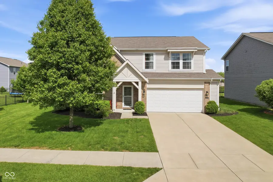 8701 N Dresden Drive, McCordsville, IN 46055 - #2