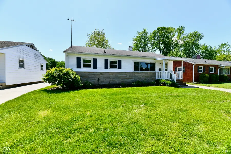 129 E Mckenzie Road, Greenfield, IN 46140 - #2