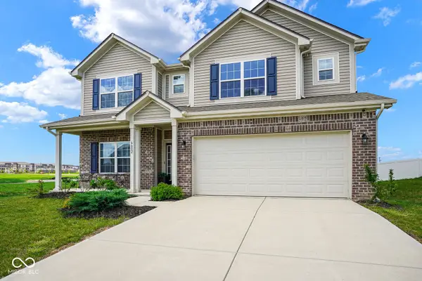 6602 W Whispering Way, Greenfield, IN 46140