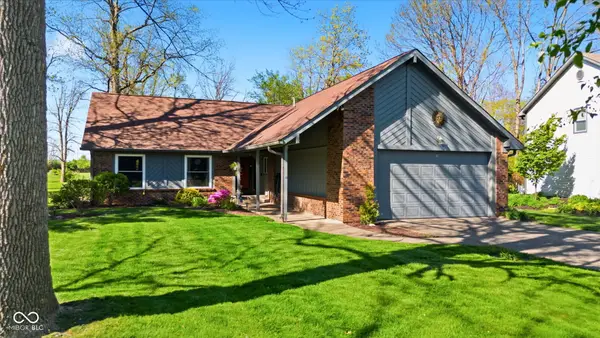 6642 W Sweet Creek Drive, New Palestine, IN 46163