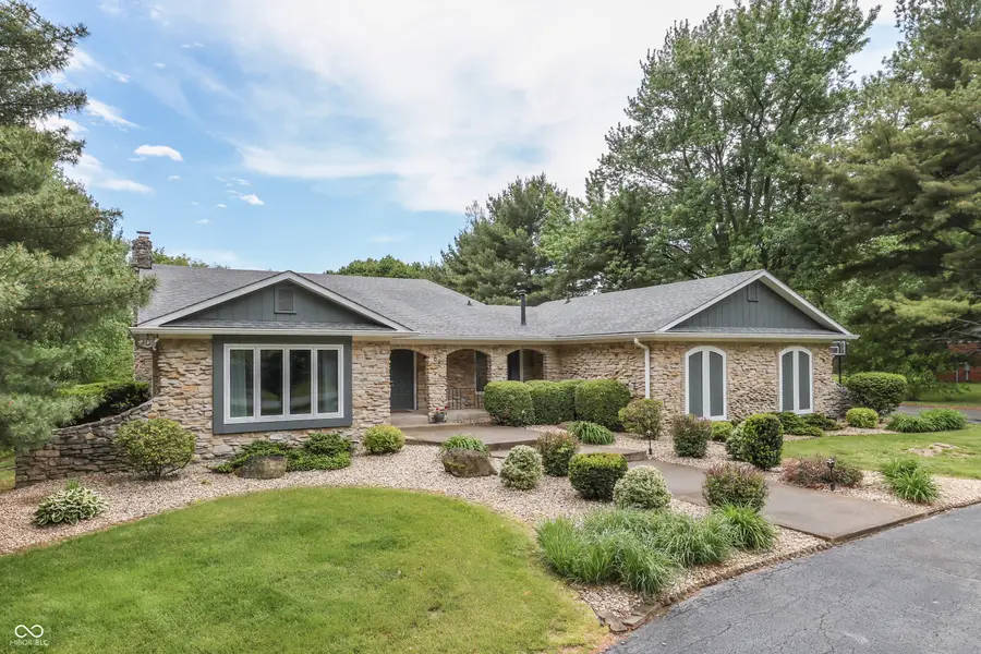 69 E Maple Drive, Franklin, IN 46131 - #2