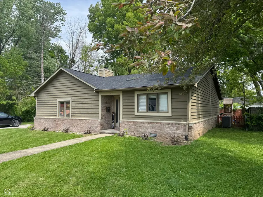 263 S Jefferson Street, Brownsburg, IN 46112 - #2