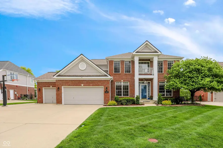 4207 Honeysuckle Lane, Zionsville, IN 46077 - #3