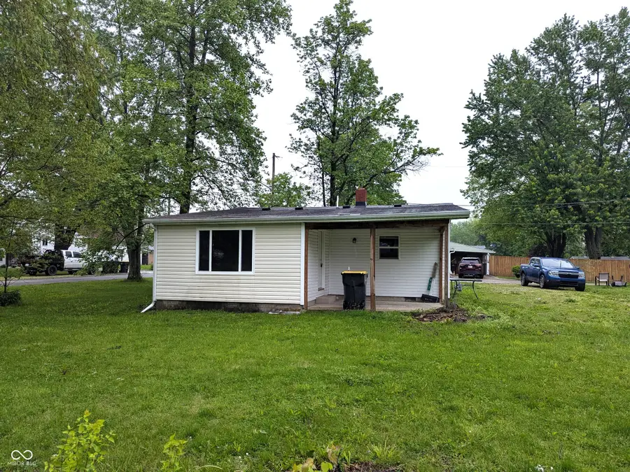 124 W 2nd Street, Lapel, IN 46051 - #2