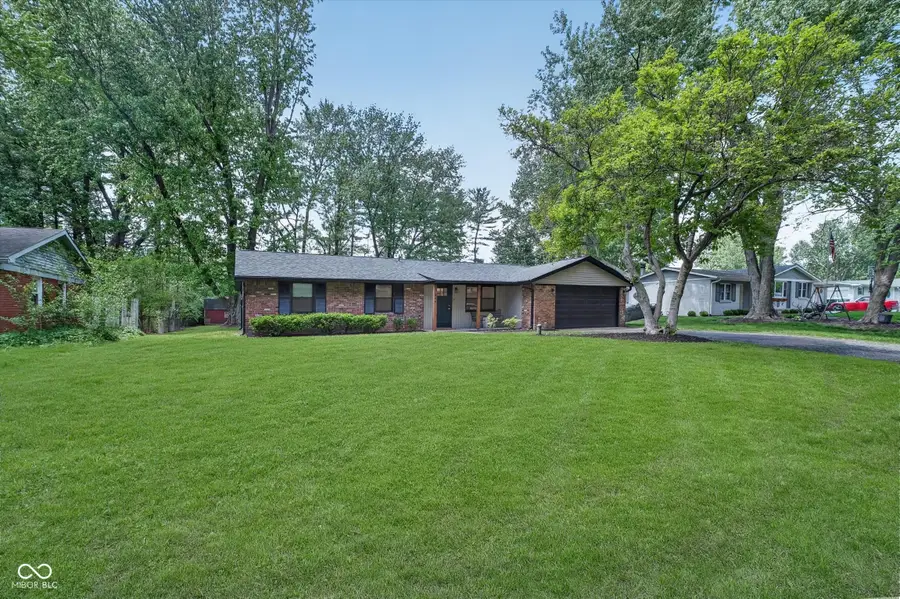 646 Karen Drive, Zionsville, IN 46077 - #3