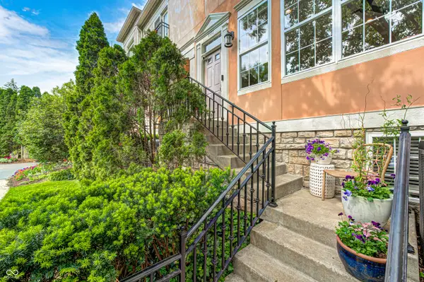 6662 Cornell Avenue, Indianapolis, IN 46220