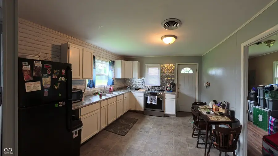 1220 N 13th Street, Terre Haute, IN 47807 - #3