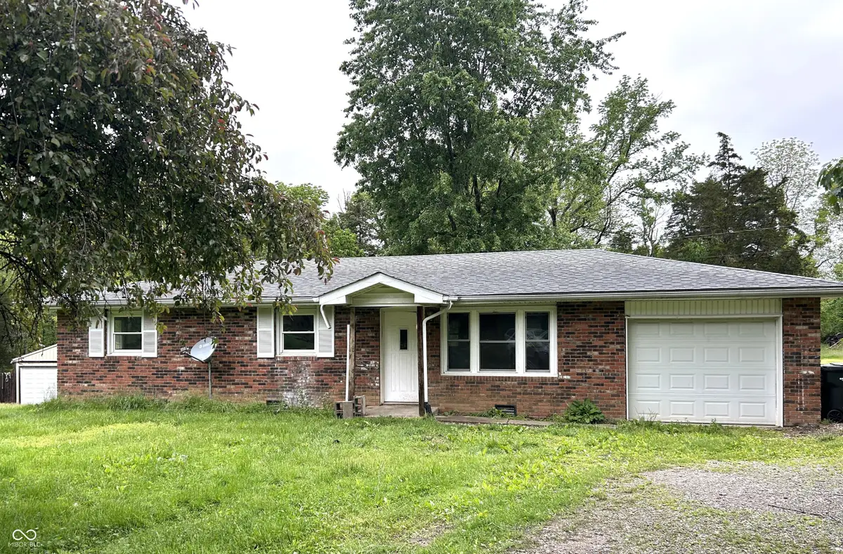 1720 E Lois Lane, North Vernon, IN 47265 - #1