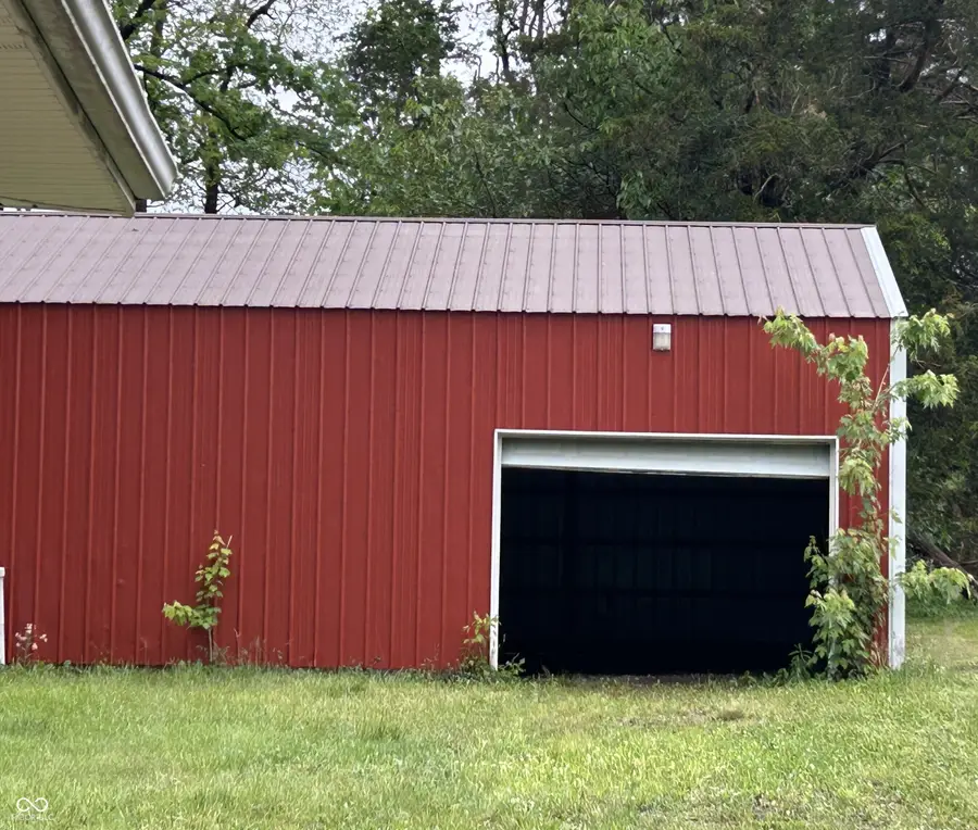 1720 E Lois Lane, North Vernon, IN 47265 - #3