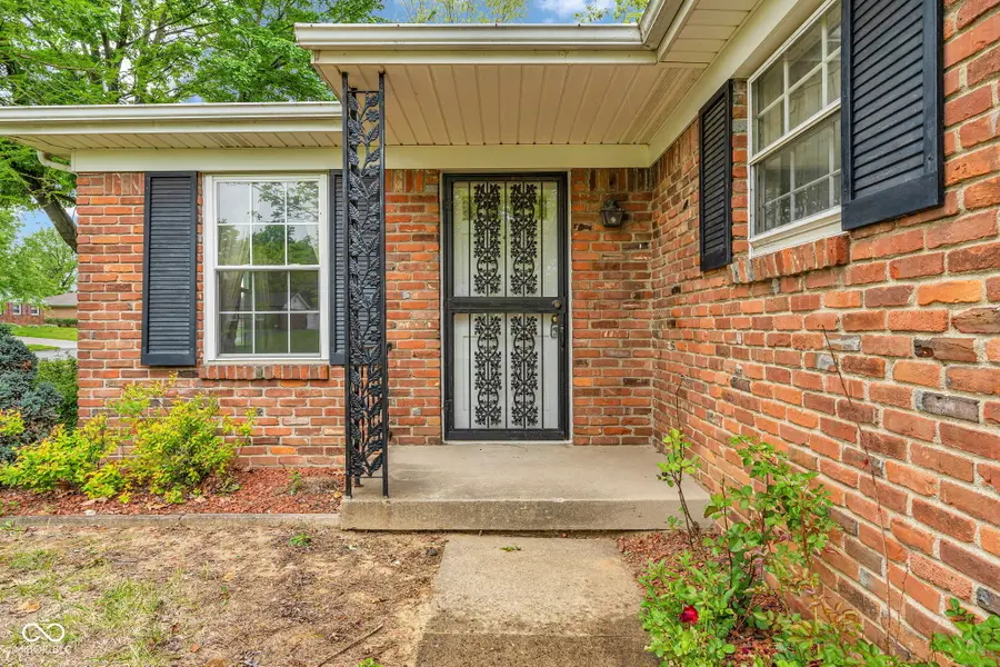 6734 Castle Manor Drive, Indianapolis, IN 46214 - #2