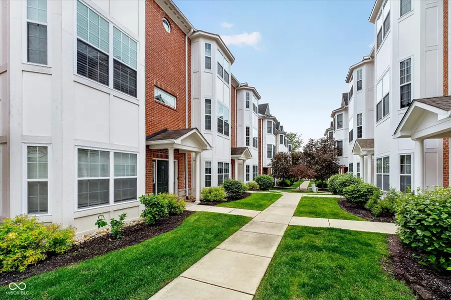 856 S Park Trail Drive, Carmel, IN 46032 - #2
