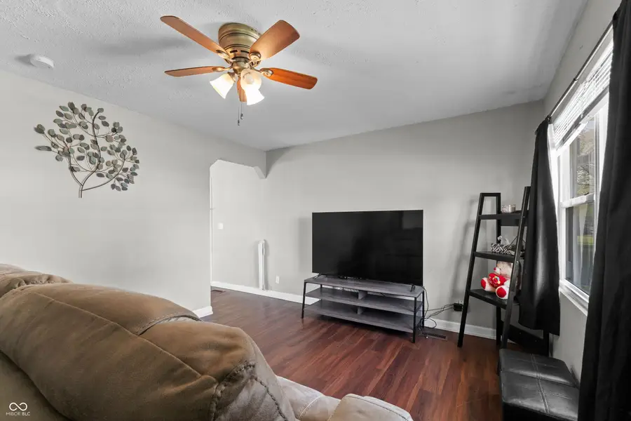 2901 N Routiers Avenue, Indianapolis, IN 46219 - #3