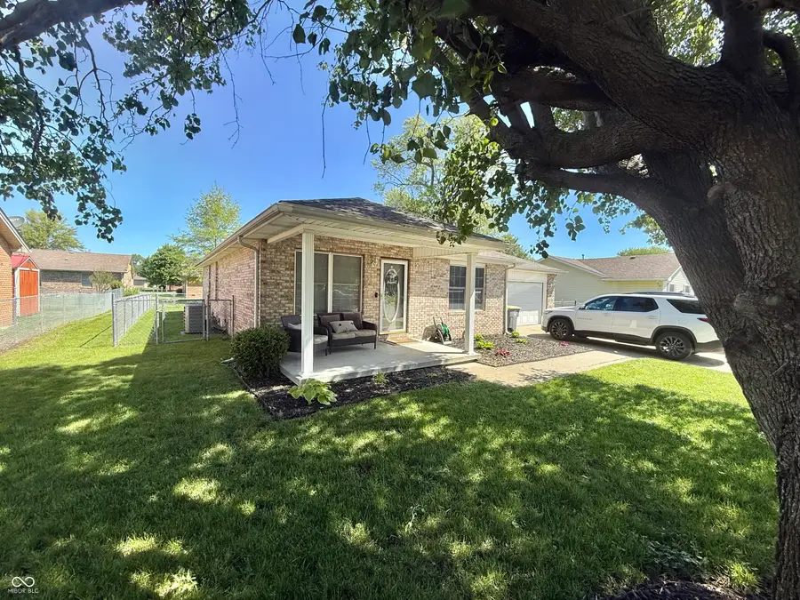 1251 Pin Oak Circle, Seymour, IN 47274 - #3