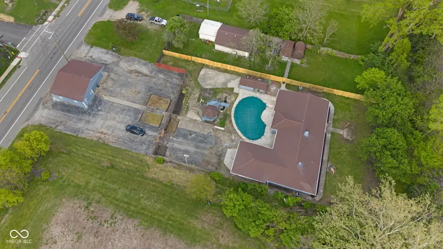 2525 E Jackson Street, Muncie, IN 47303 - #2