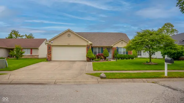 1605 Warren Lake Court, Indianapolis, IN 46229