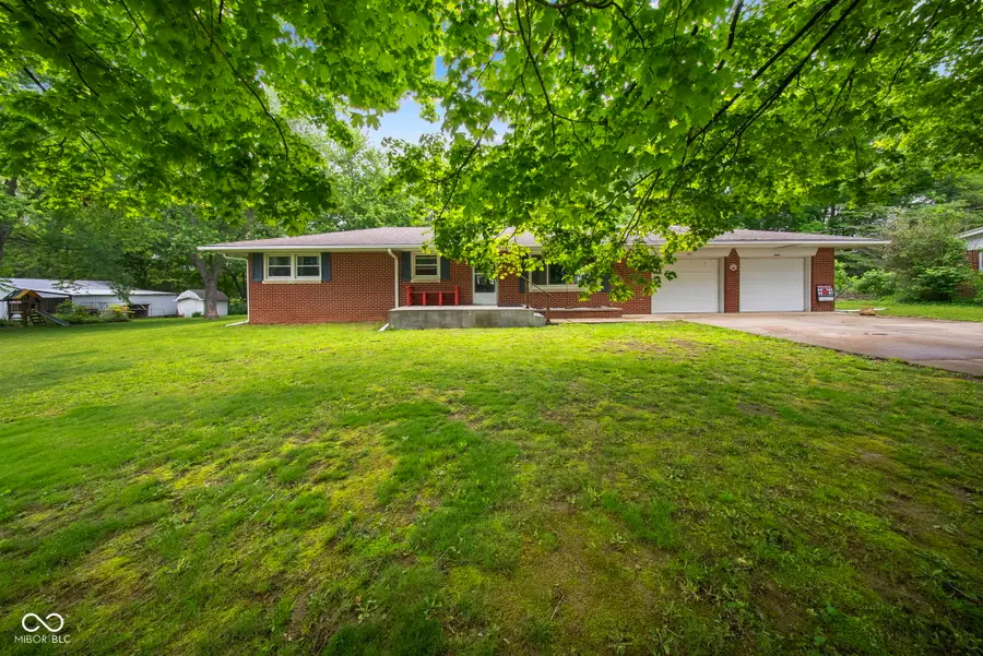 403 N Lafayette Street, Cloverdale, IN 46120 - #2