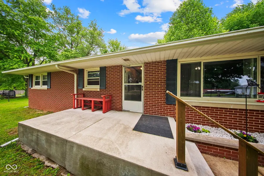 403 N Lafayette Street, Cloverdale, IN 46120 - #3