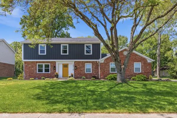 10716 W Lakeshore Drive, Carmel, IN 46033