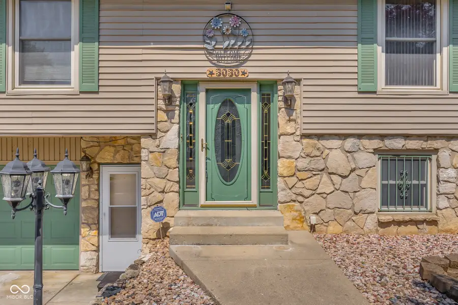 3030 Flintwood Drive, Columbus, IN 47203 - #3