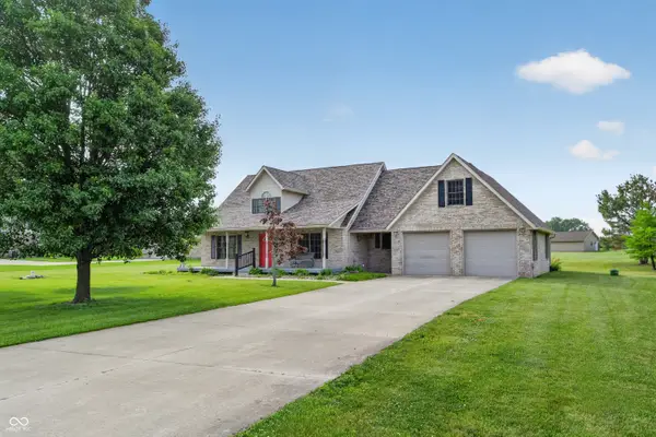 3305 E Waterview Drive, Muncie, IN 47302
