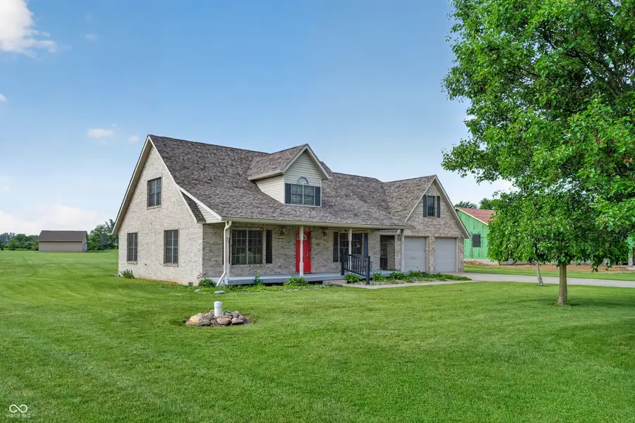 3305 E Waterview Drive, Muncie, IN 47302 - #3
