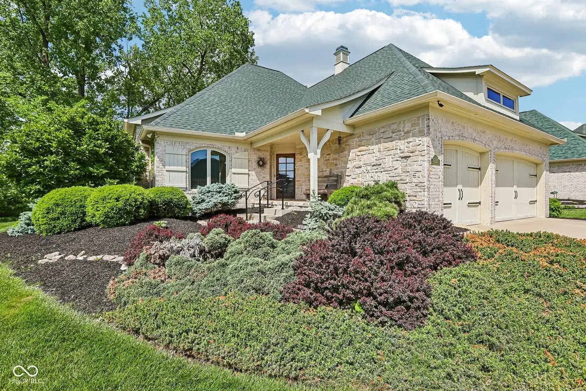 3325 Nottinghill Drive E, Plainfield, IN 46168 - #1
